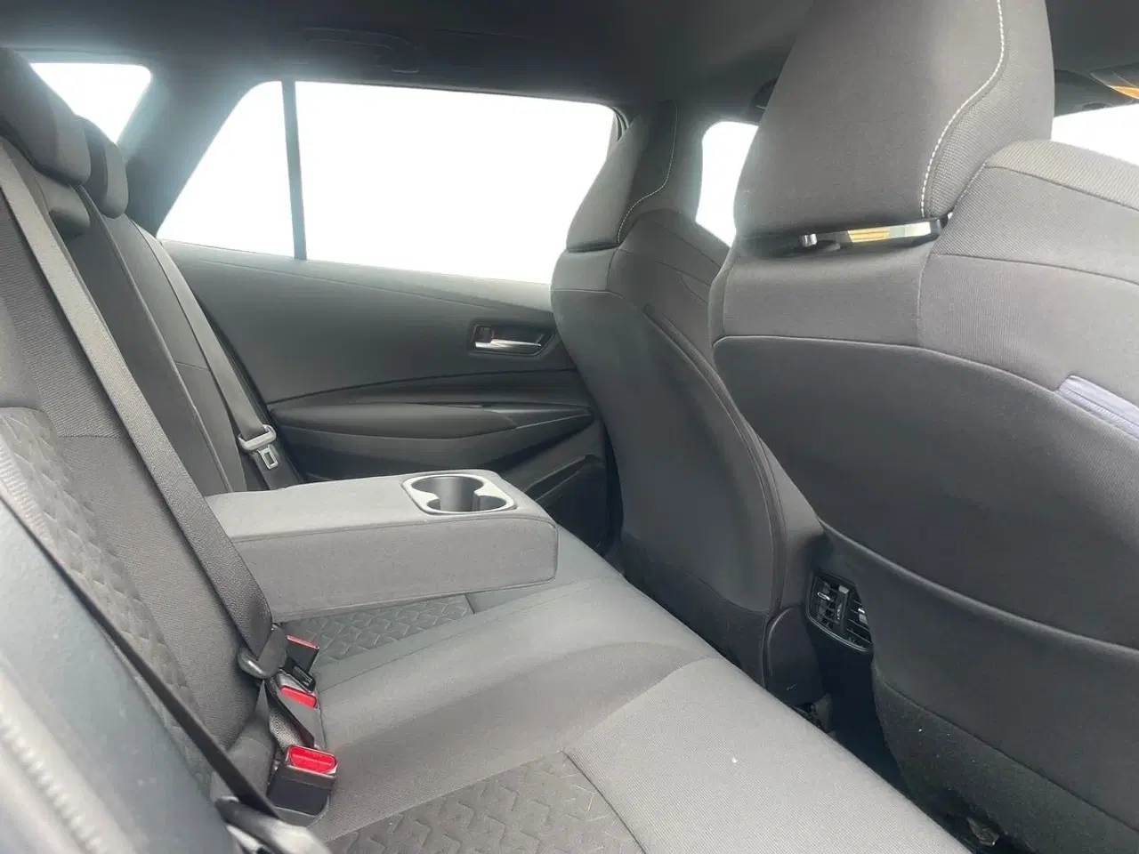 Billede 13 - Toyota Corolla Touring Sports 2,0 Hybrid H3 Smart E-CVT 180HK Stc 6g Aut.