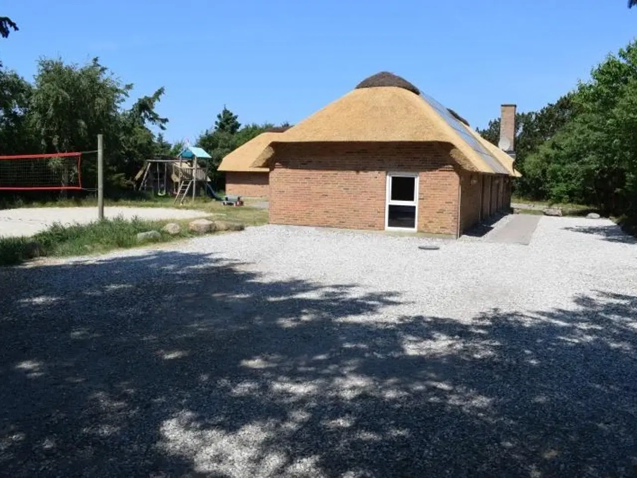 Billede 3 - Dejlig pool-sommerhus på en stor og fredelige grund i eftertragtet ferieområde.