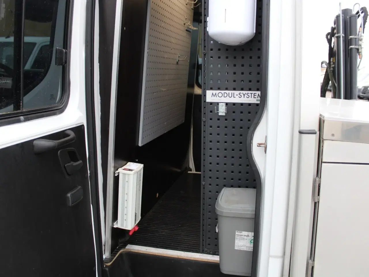 Billede 10 - Iveco Daily 3,0 35S18 Db.Kab m/lad AG8