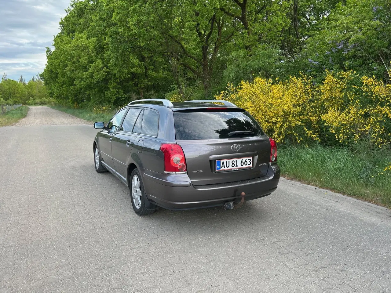 Billede 4 - Toyota Avensis Sol 1,8 vvt-i Stc. Nysynet.