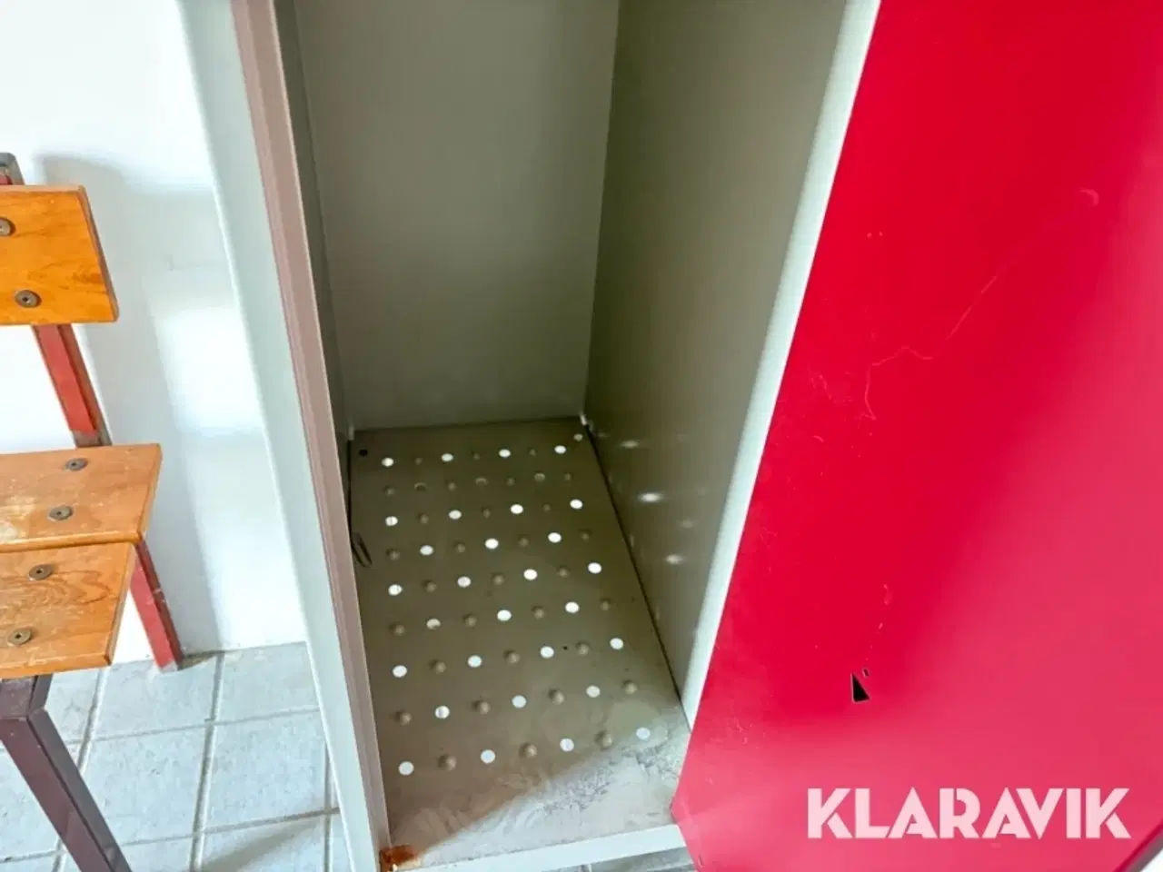 Billede 6 - Omklædningsskabe 12 enkeltskabe med understel