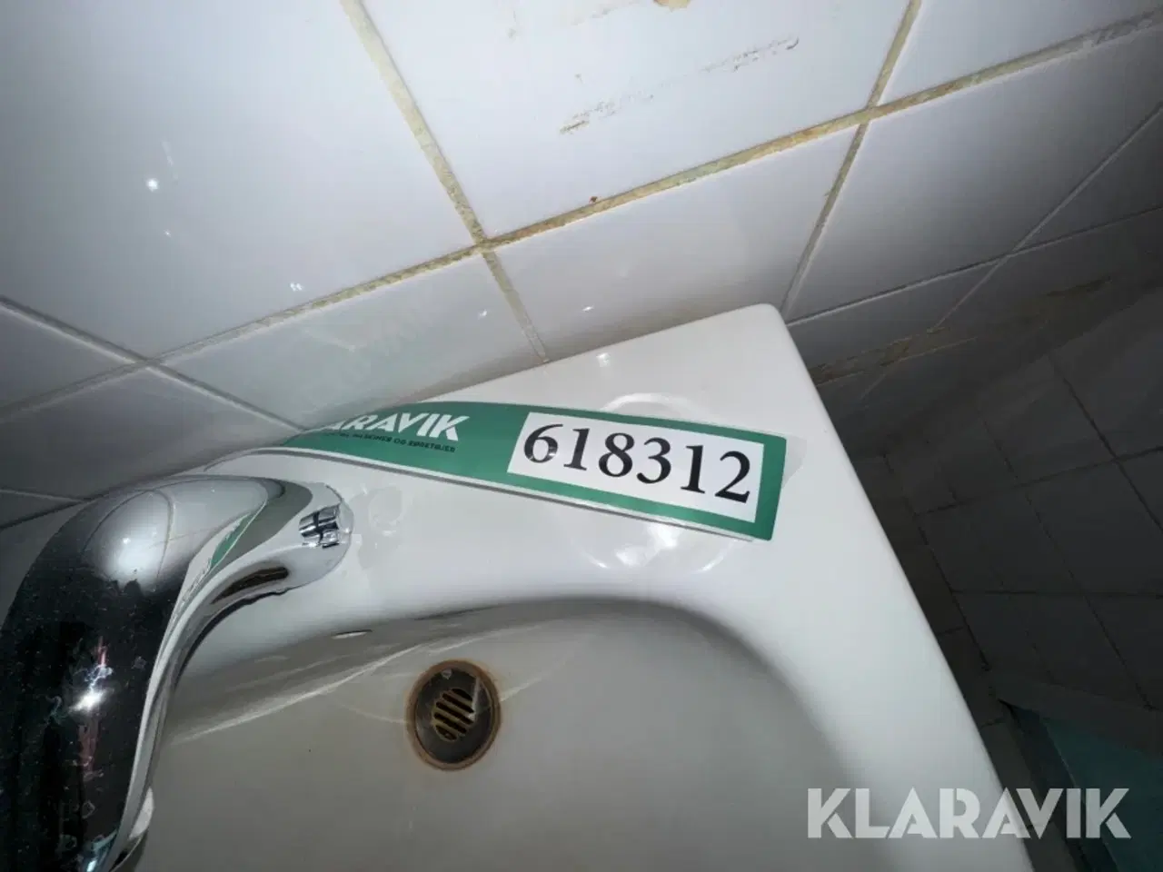 Billede 4 - Håndvaske og toilet