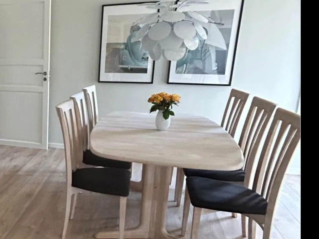 Billede 1 - Spisebord med 6 stole