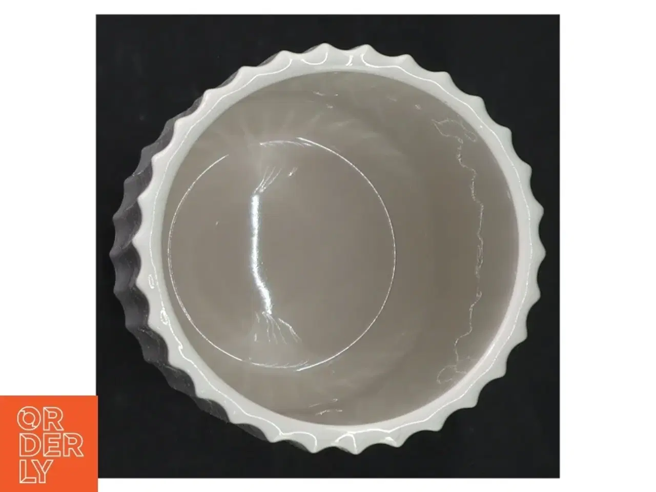 Billede 2 - Hvid porcelænsvase fra Lyngby (str. 15 cm. 8 cm i diameter)