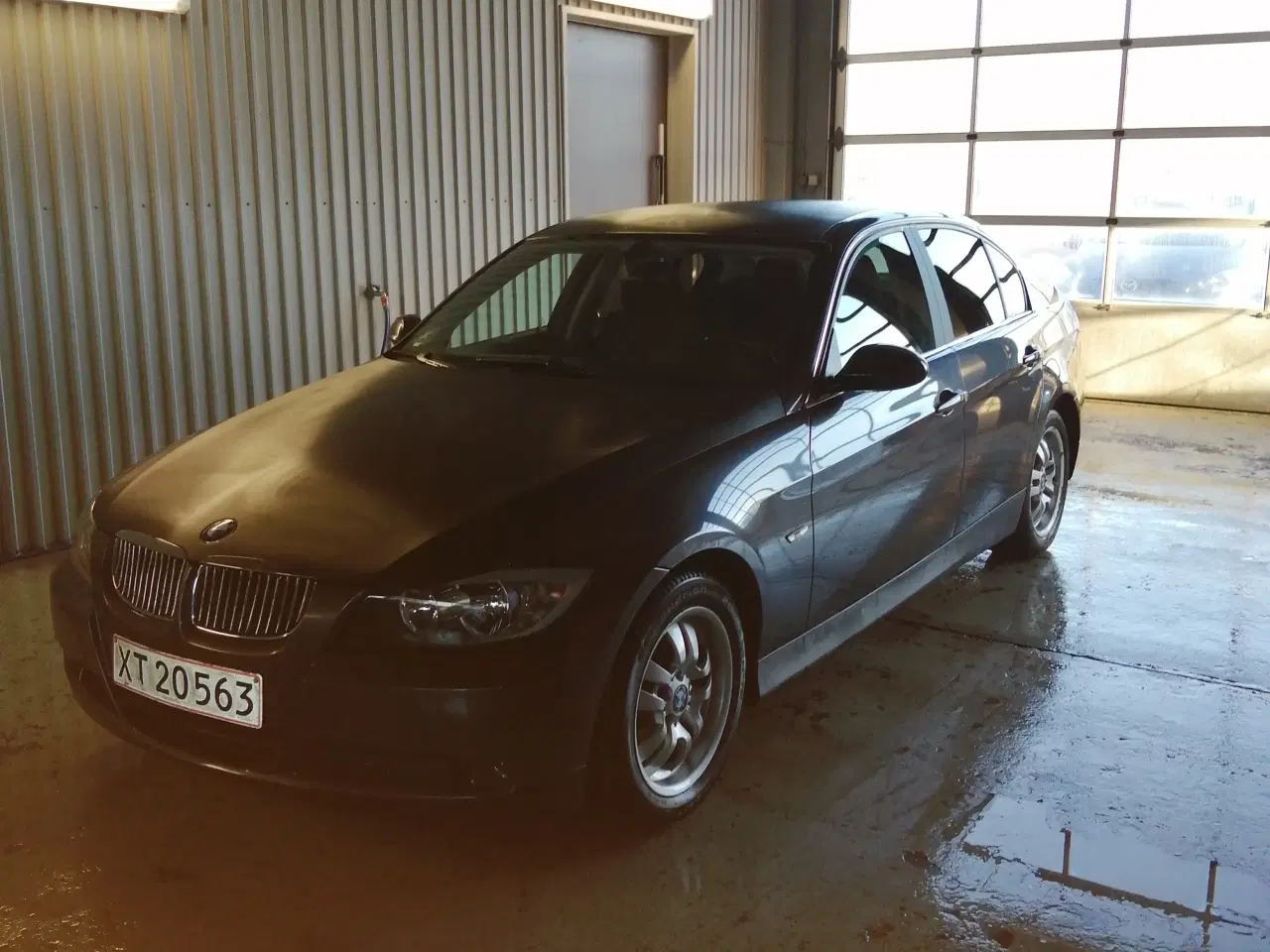 Billede 1 - BMW 325I sedan