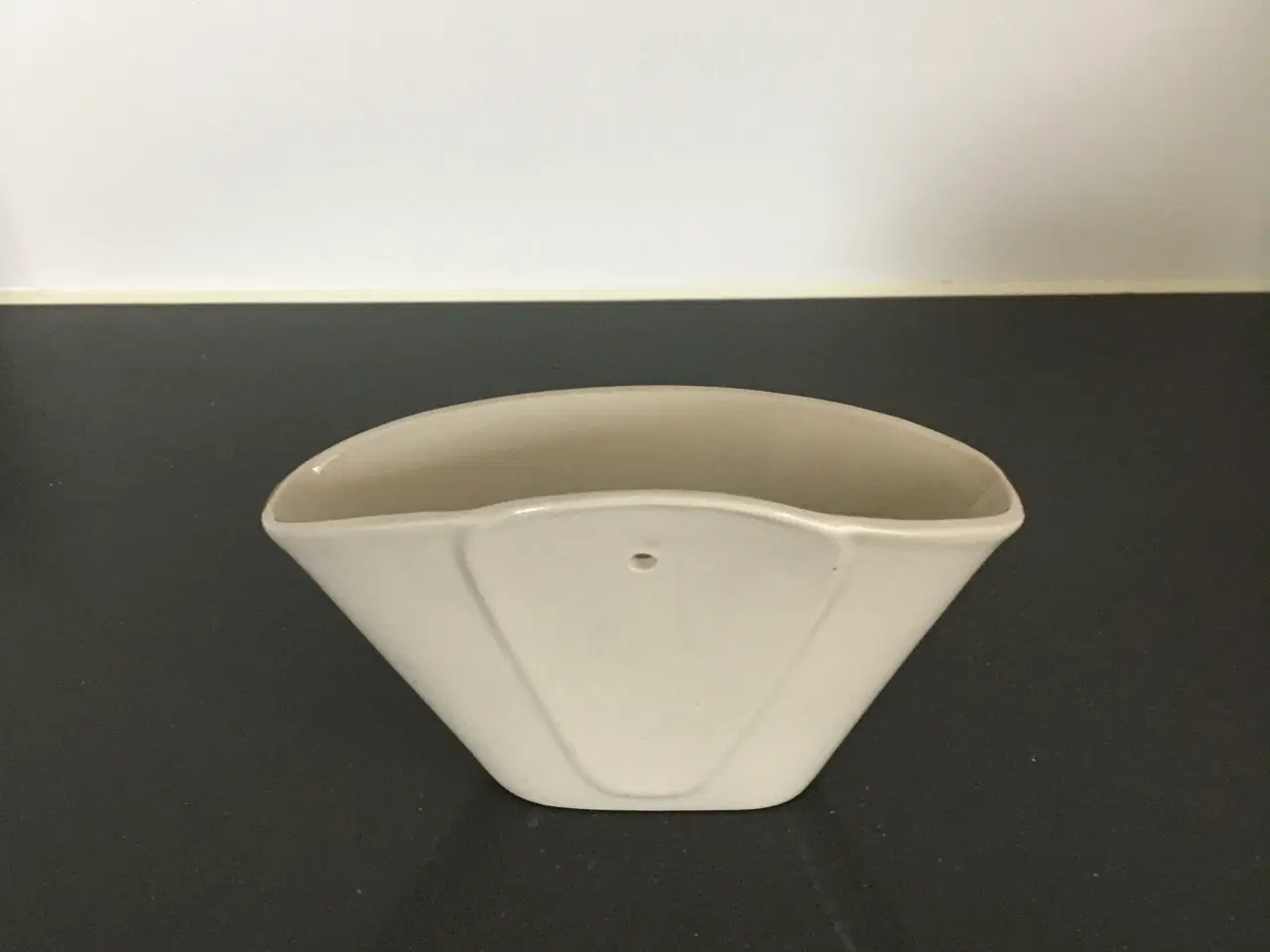 Billede 4 - Flot Kaffefilterholder i porcelæn, Aksini