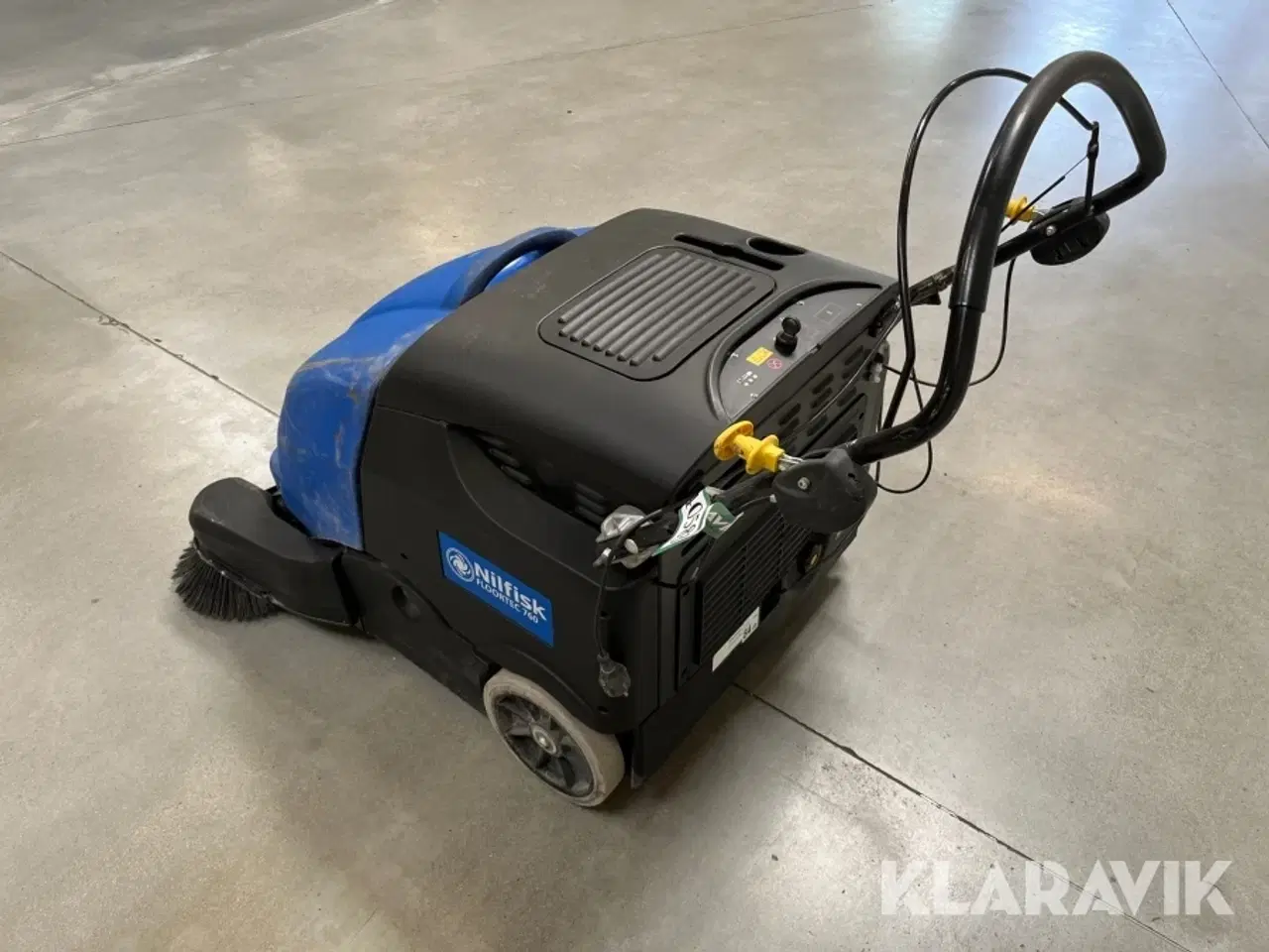 Billede 4 - Fejemaskine Nilfisk Floortec 760 med sug