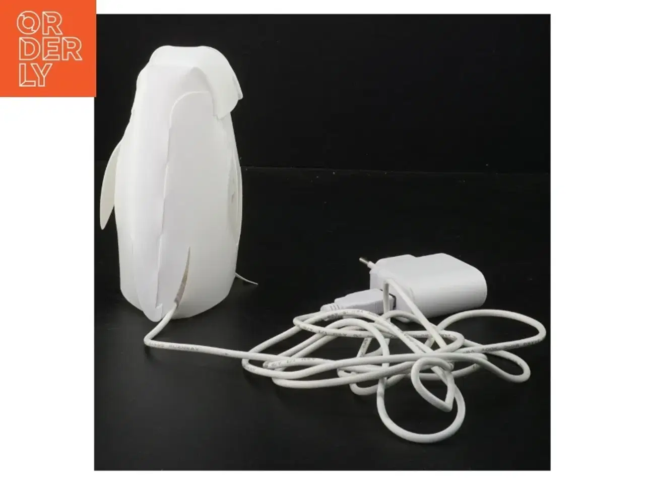 Billede 2 - LED natlampe i form af en pingvin (str. 13 x 6 cm)