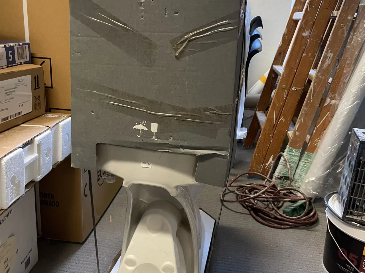 Billede 2 - Et helt nyt troilet med bagud skyl.