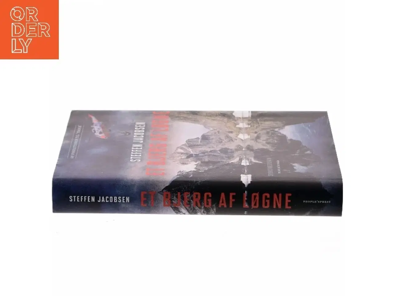 Billede 2 - Et bjerg af løgne af Steffen Jacobsen (Bog)