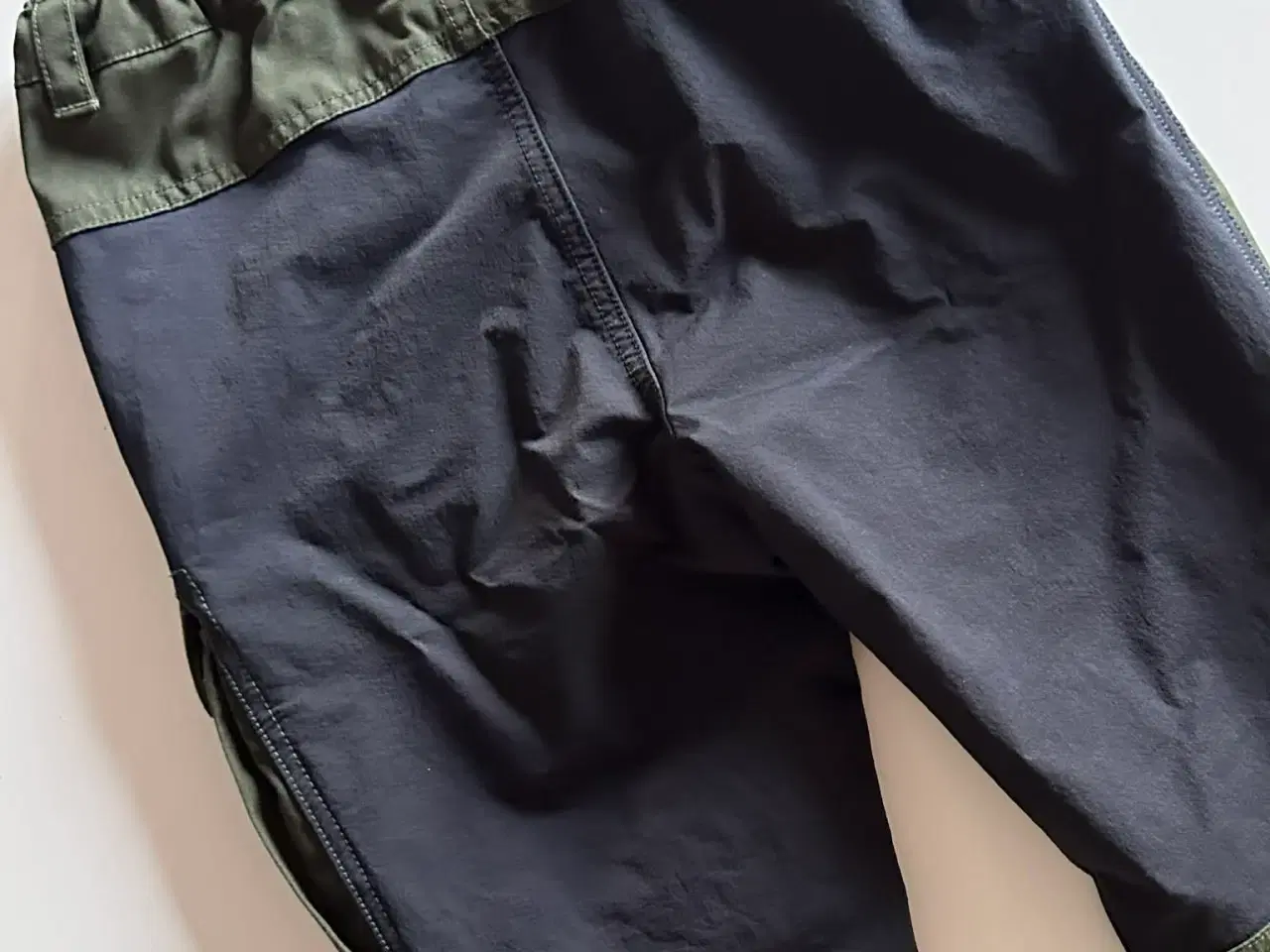 Billede 4 - Urberg Kids' 2.0 hiking pants kombu, str. 158-164
