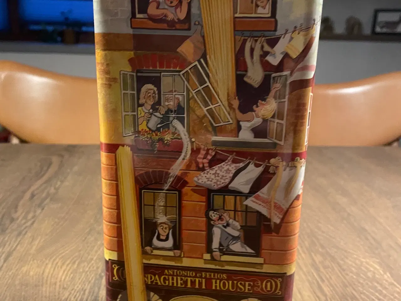 Billede 6 - Vintage Spaghetti House blikdåse.