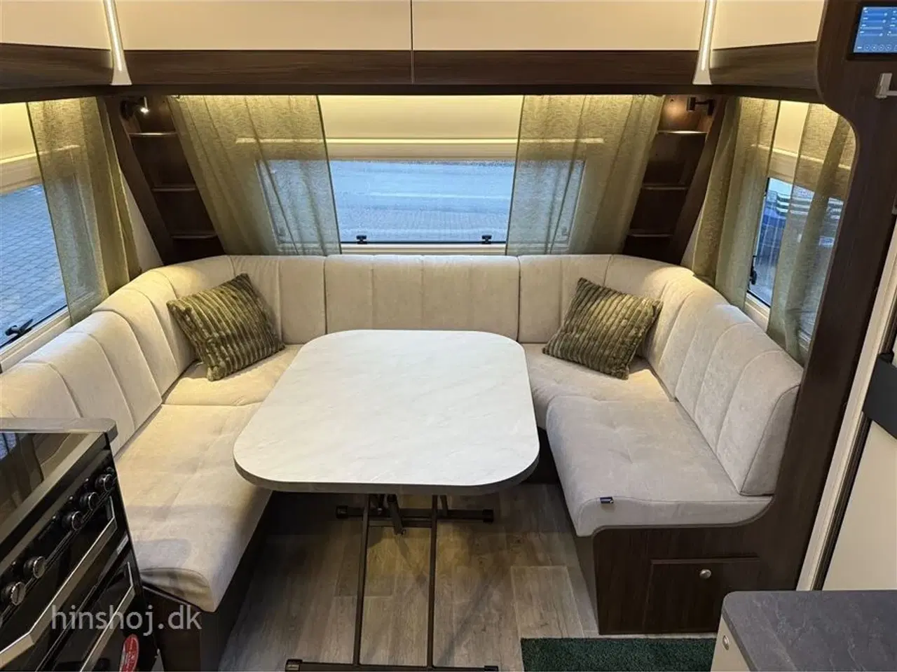 Billede 2 - 2026 - Polar Blueline 590 BS    Polar med enklesenge og stort toiletrum fra Hinshøj Caravan