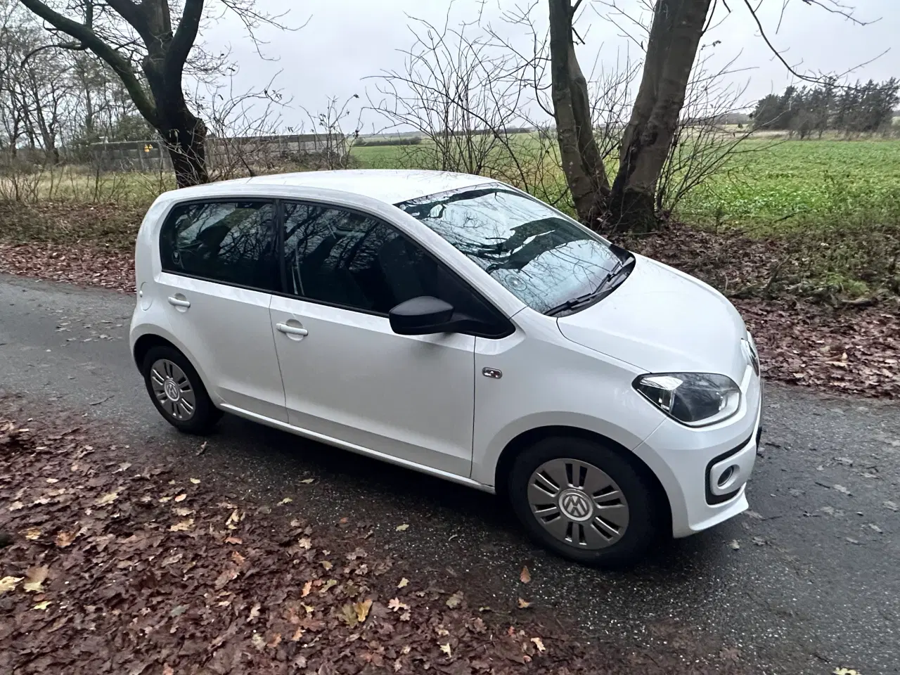 Billede 5 - Nysynet vw up, med masser af udstyr