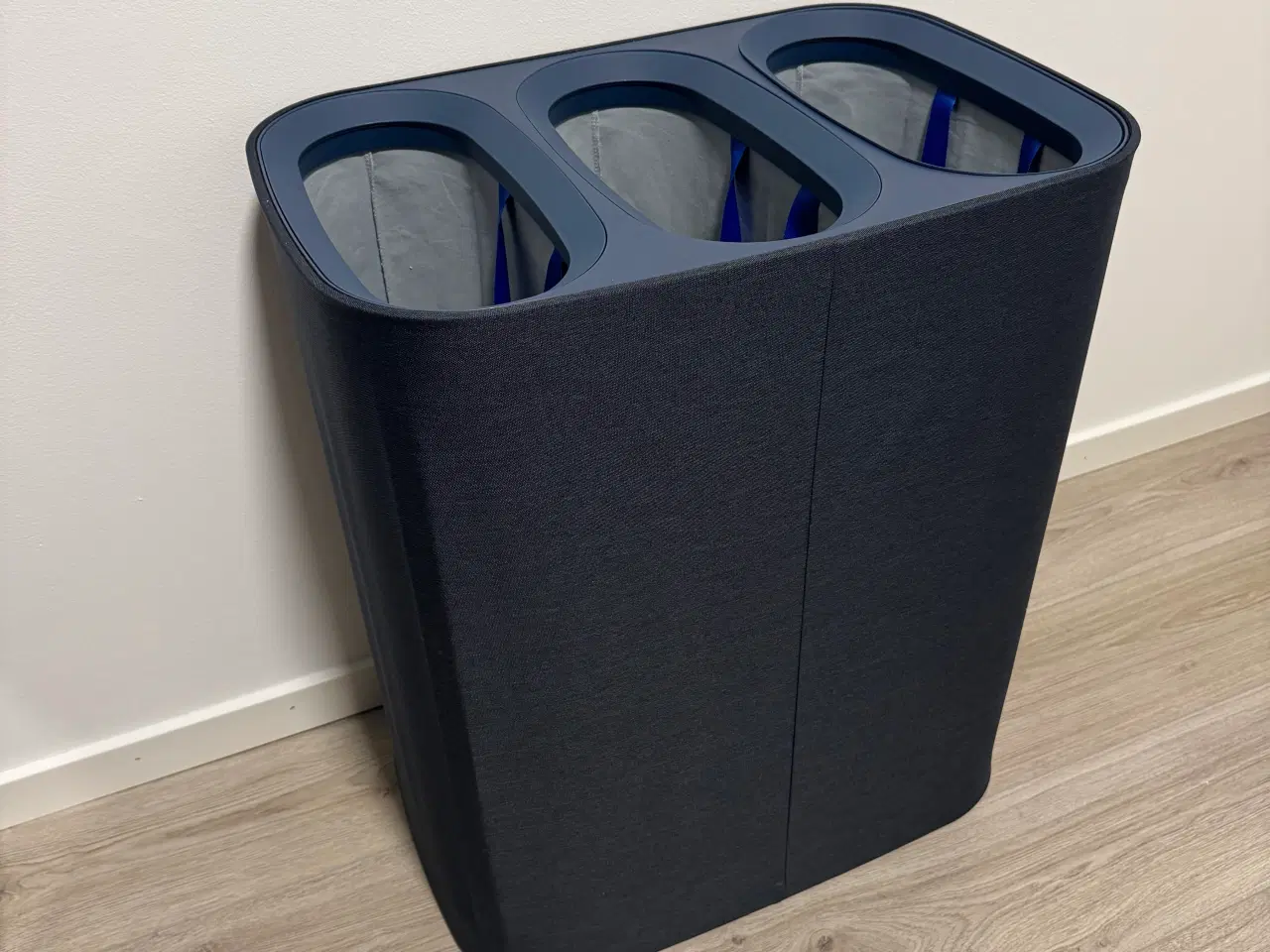 Billede 3 - Joseph Joseph vasketøjskurv med 3 rum