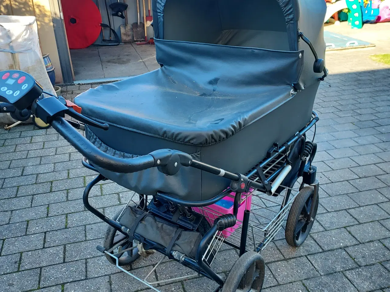 Billede 2 - Motoriseret tvilling barnevogn 