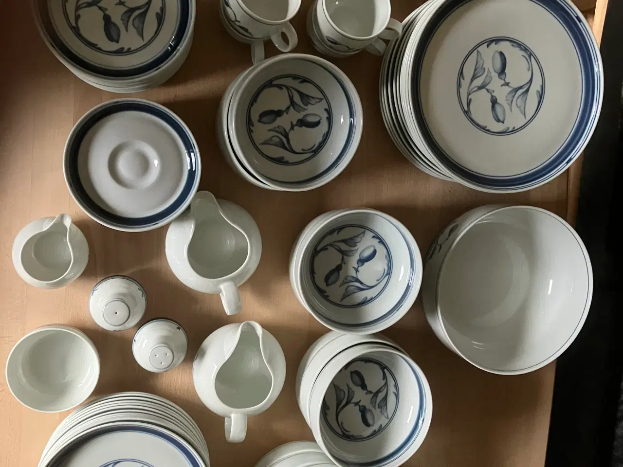 Billede 2 - Kaffe og spisestel i Korenth