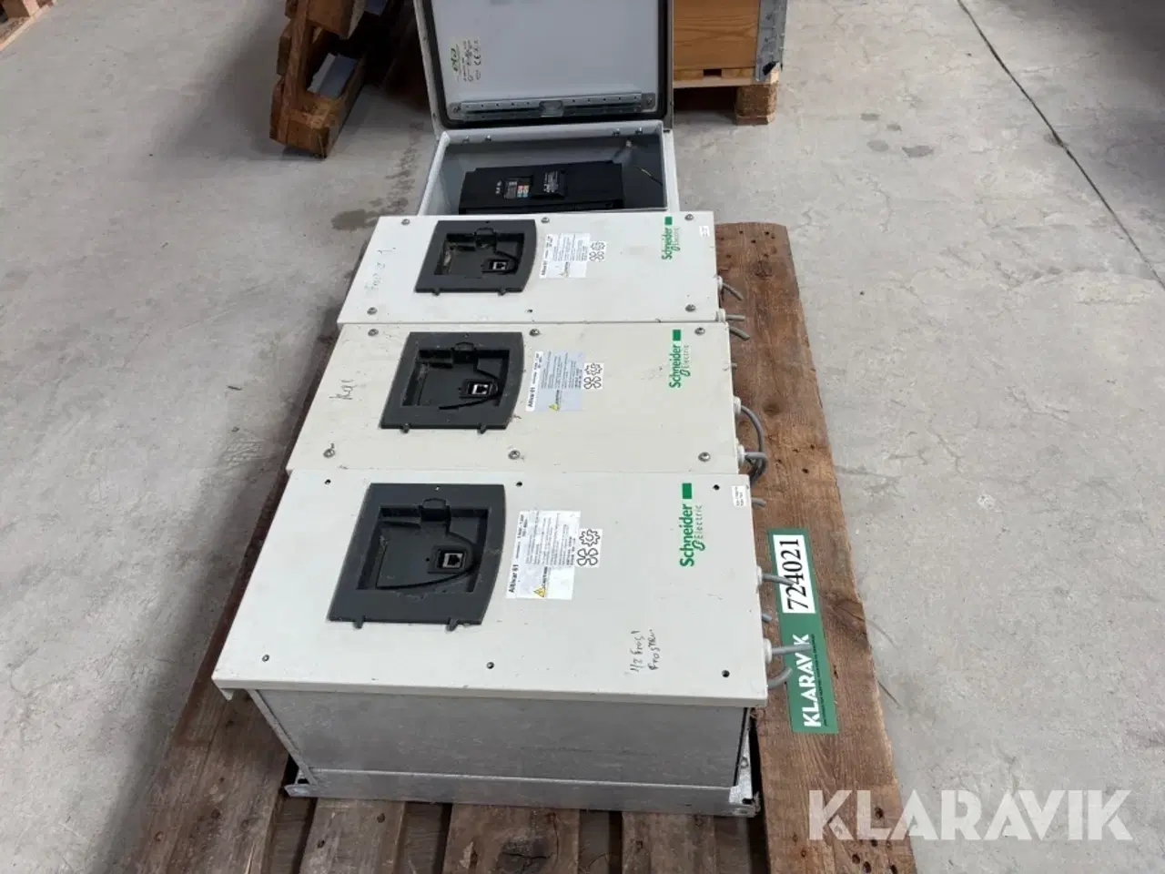 Billede 3 - Frekvensomformer Schneider Electric 5,5 kilowatt 4 styk