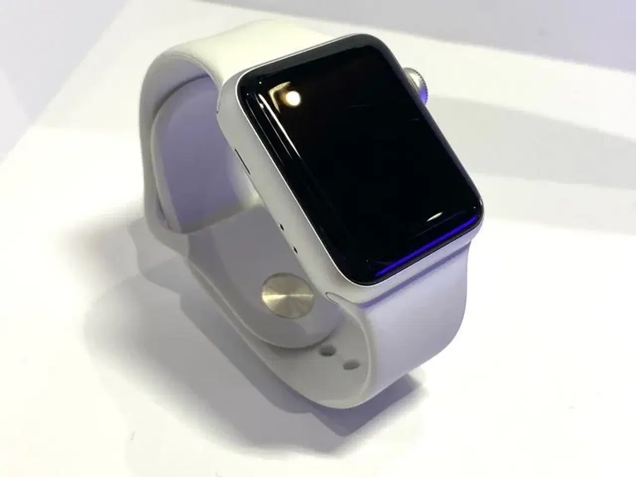 Billede 1 - Hvidt apple watch  i meget god stand