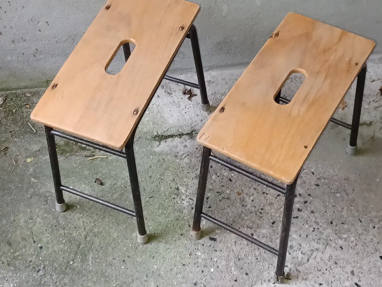 Billede 2 - Skole skamler i bøgetræ