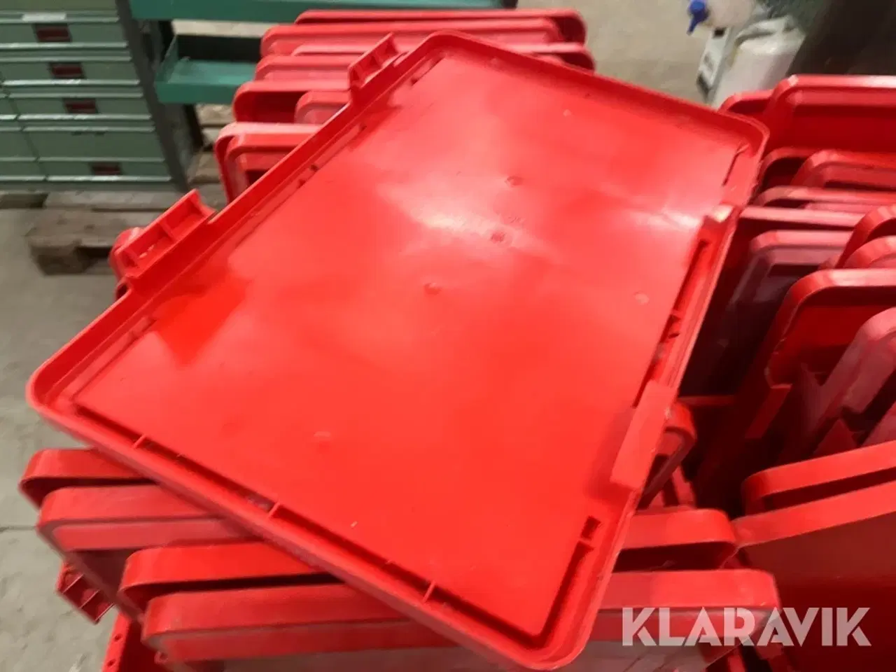 Billede 7 - Røde plastkasser Med låg 42liter 70 styk