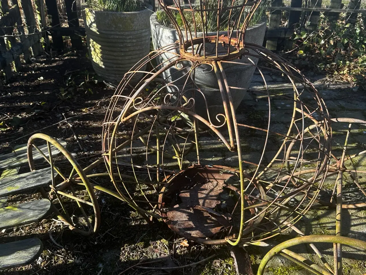 Billede 4 - Havepynt