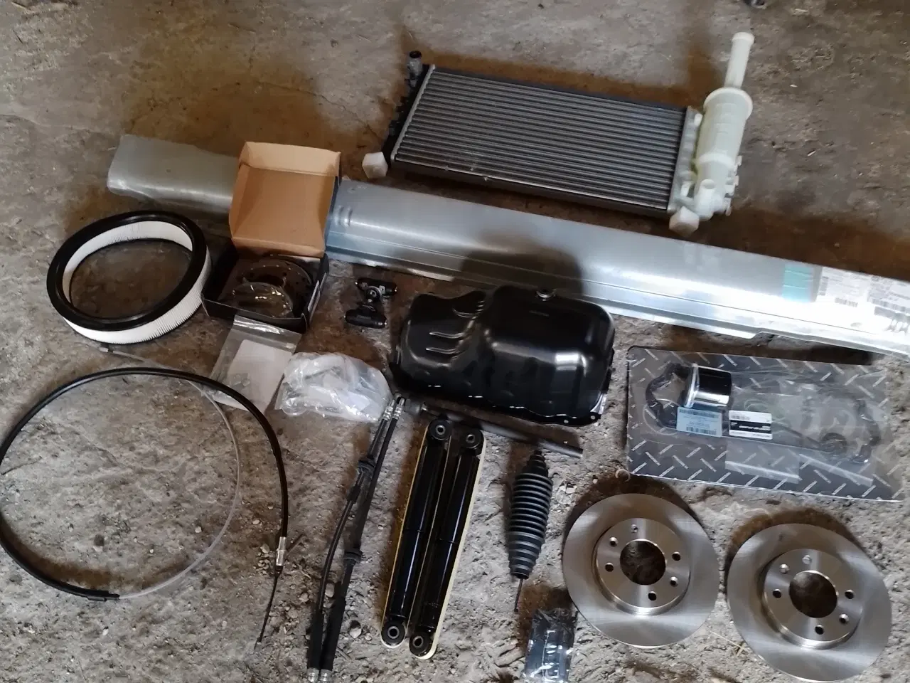 Billede 1 - Helt nye reservedele 