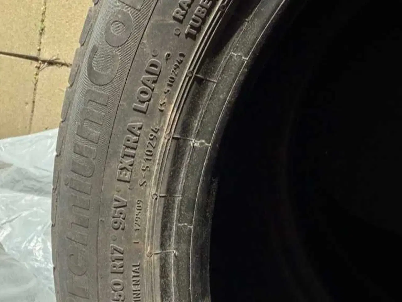 Billede 2 - Sommerdæk 215/50 R17 95V Ekstra Load