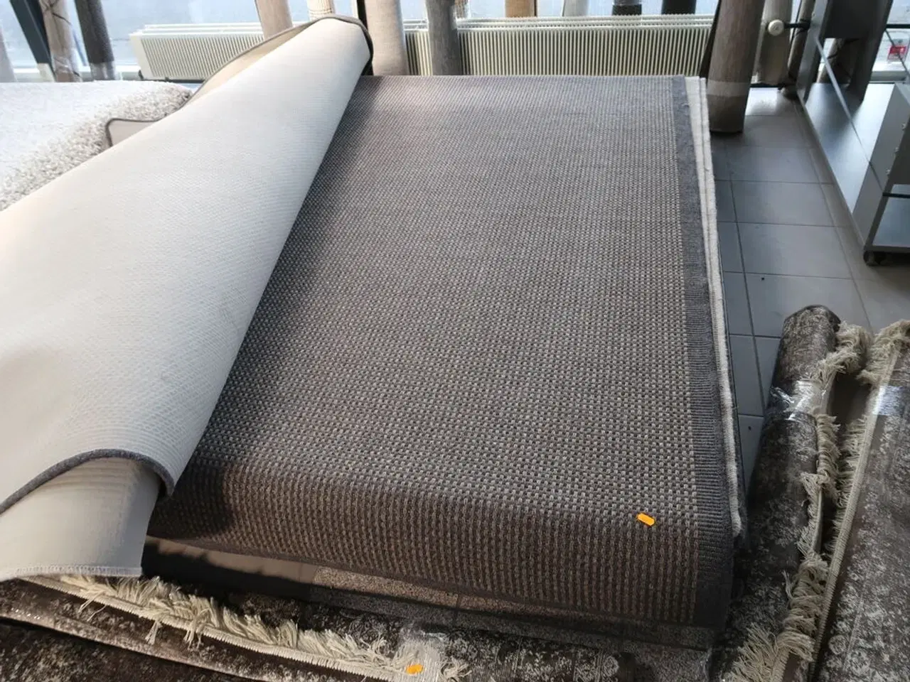 Billede 1 - Gulvtæppe