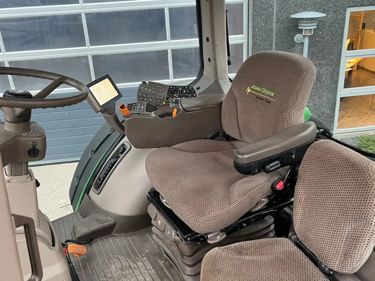 Billede 6 - John Deere 8335R Autopower og med centralsmørring