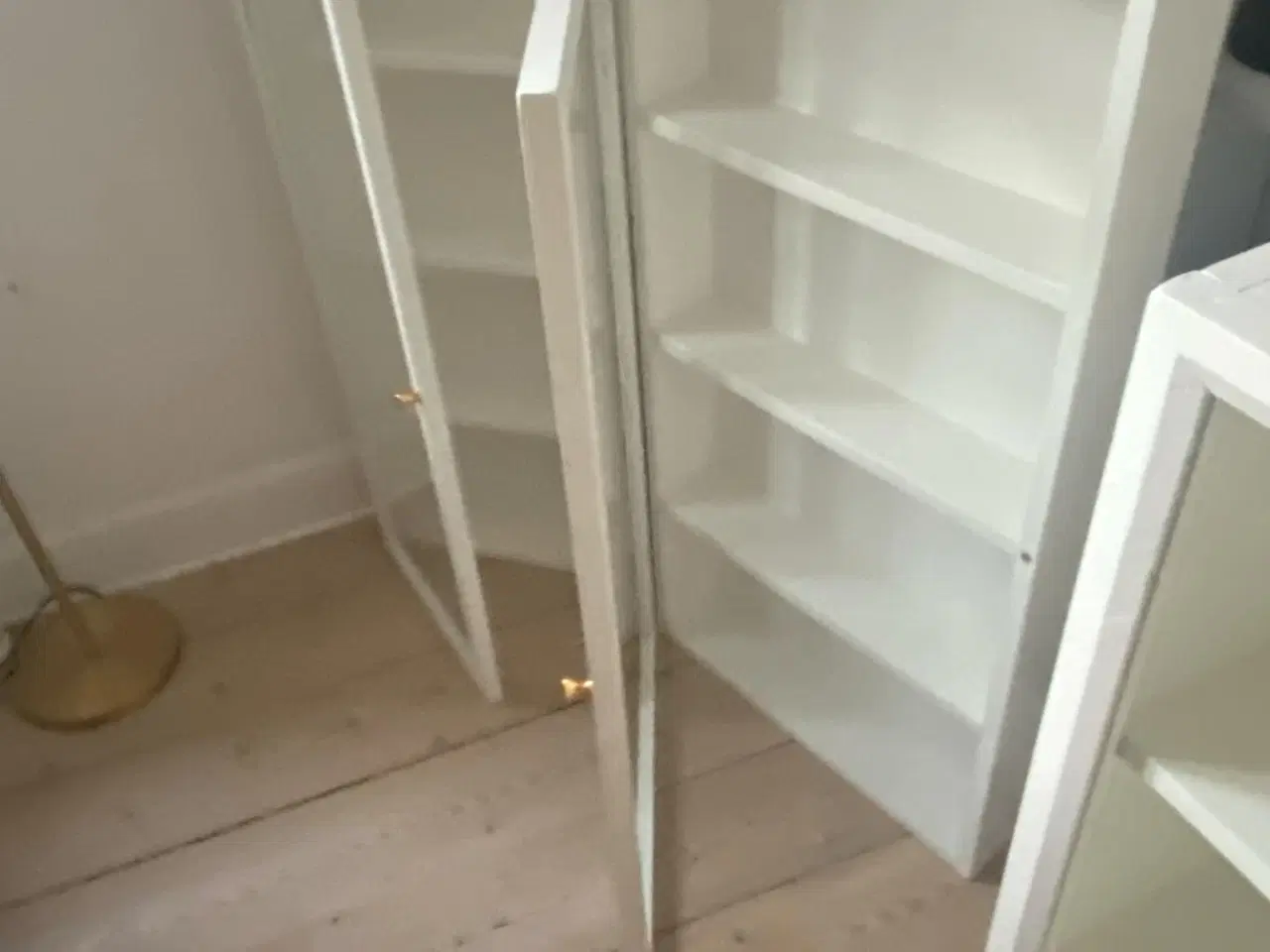Billede 3 - vitrine - toiletskab - køkkenskab