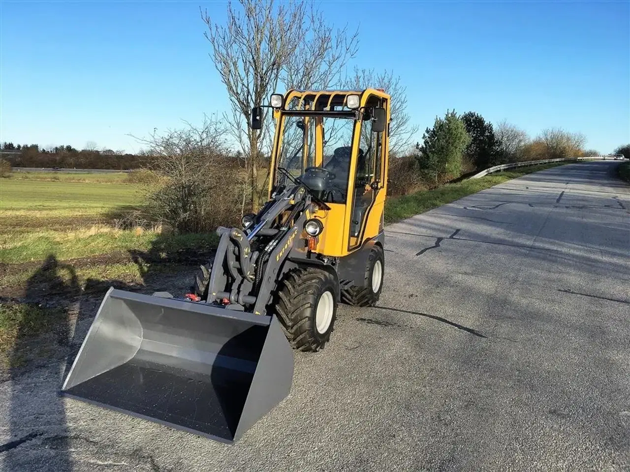 Billede 2 - Eurotrac W11 Lav tårn og førerhus