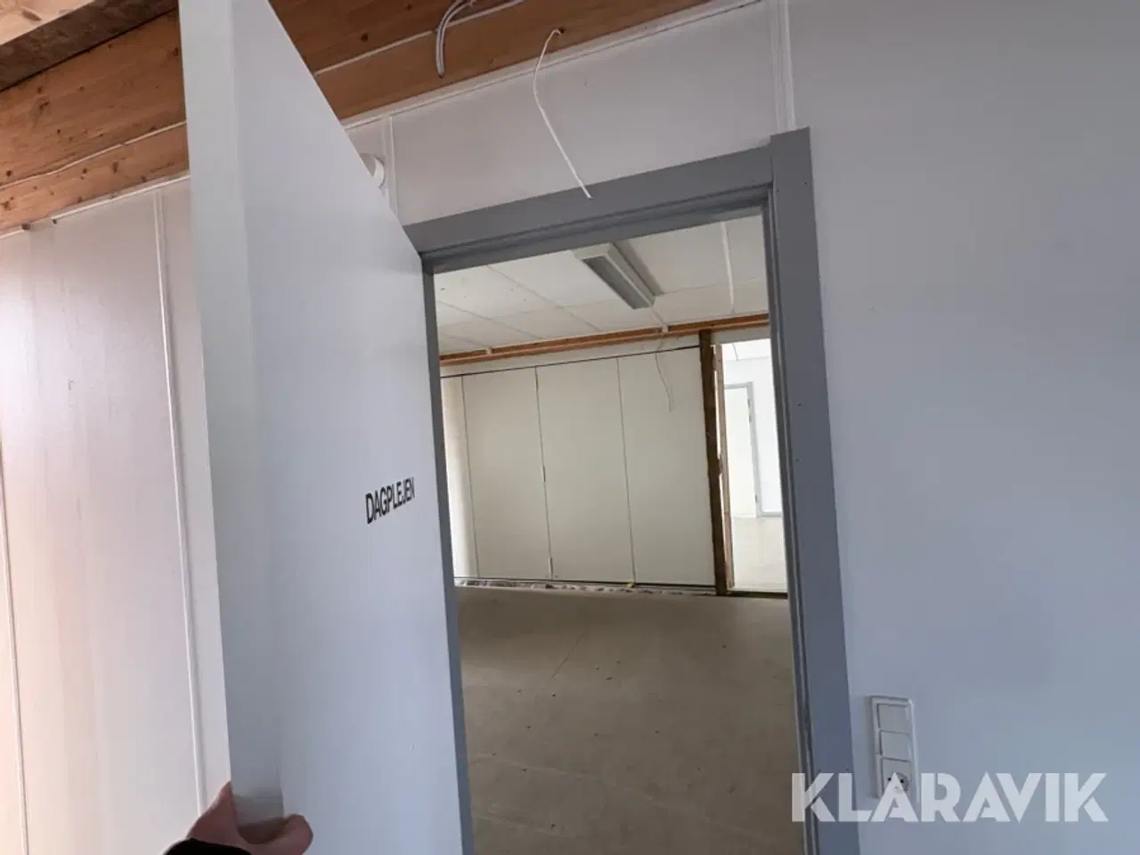 Billede 10 - Pavillon med Toilet- og badefaciliteter: Cp / zeppelin