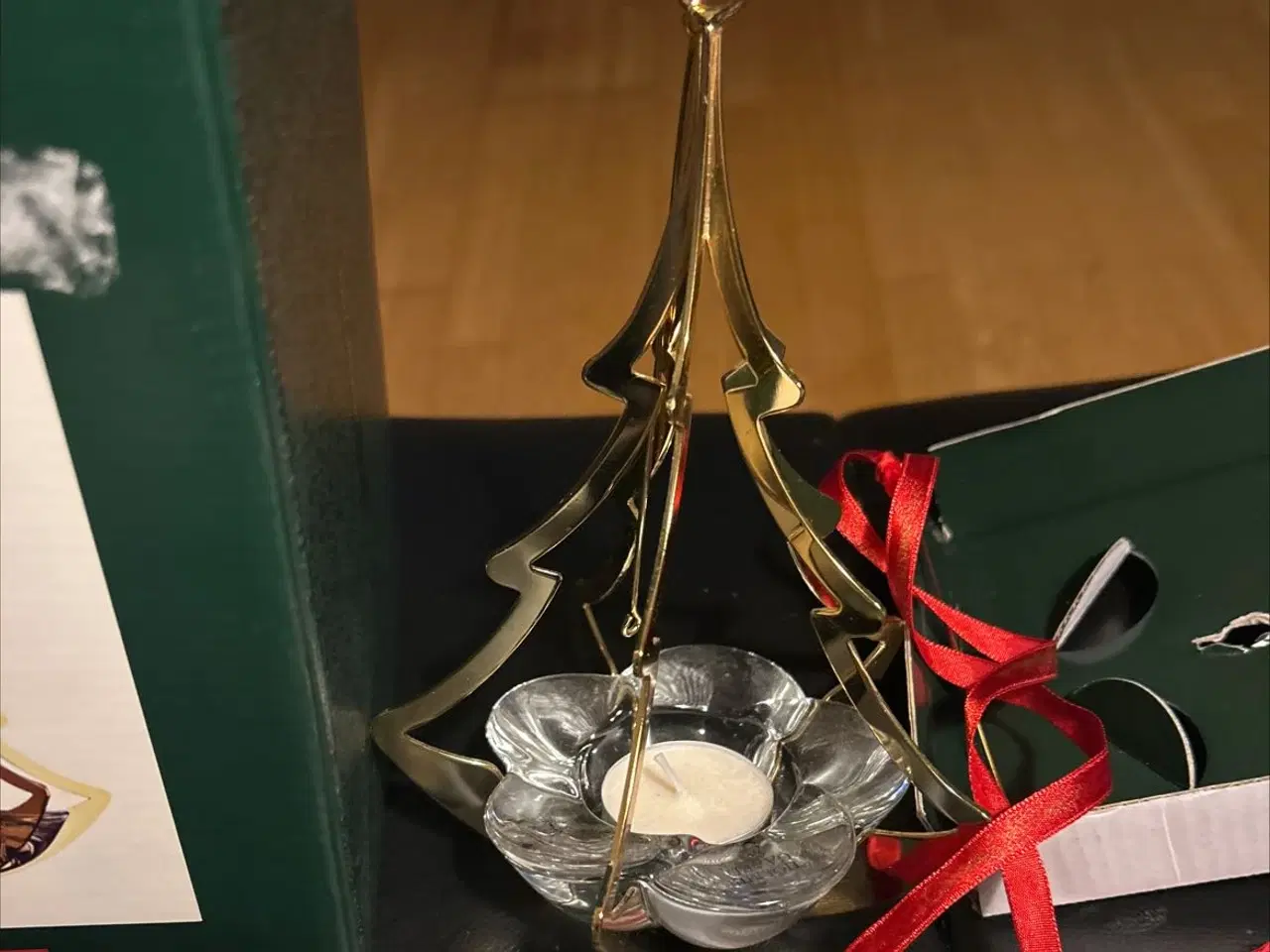 Billede 3 - Holmegård julestage 2006 i æske