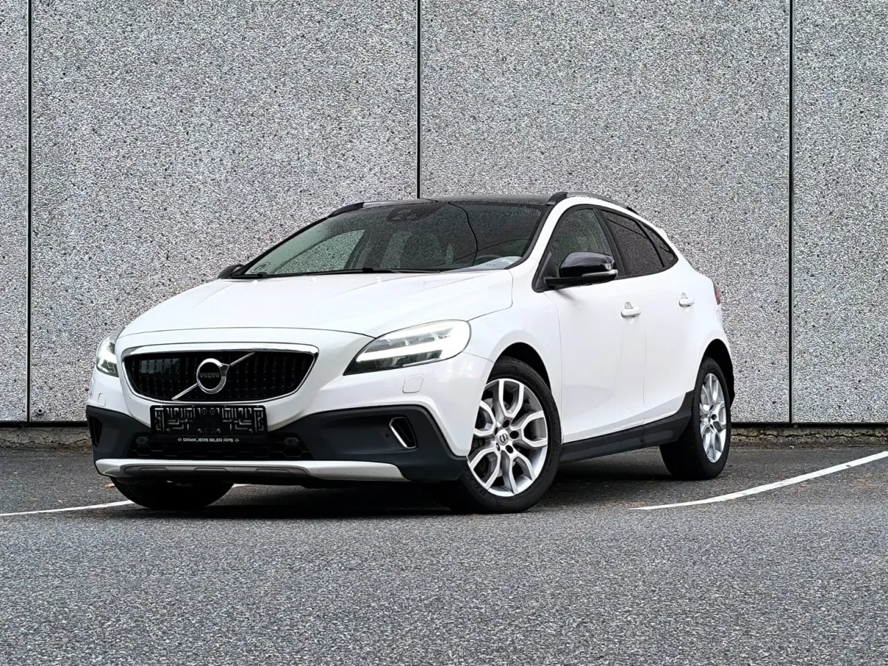 Billede 1 - Volvo V40 2,0 D3 150 Inscription aut.