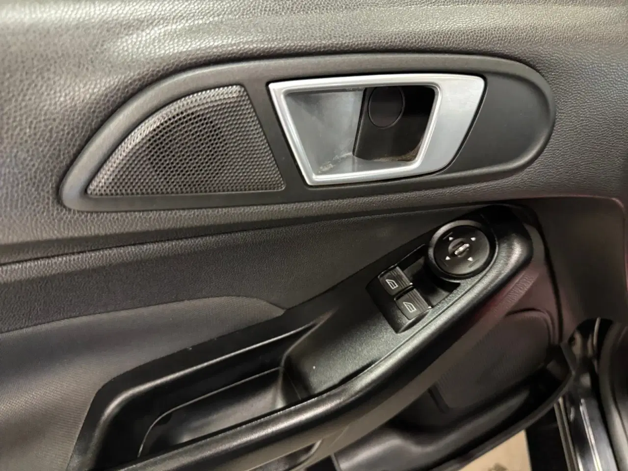 Billede 12 - Ford Fiesta 1,0 65 Titanium