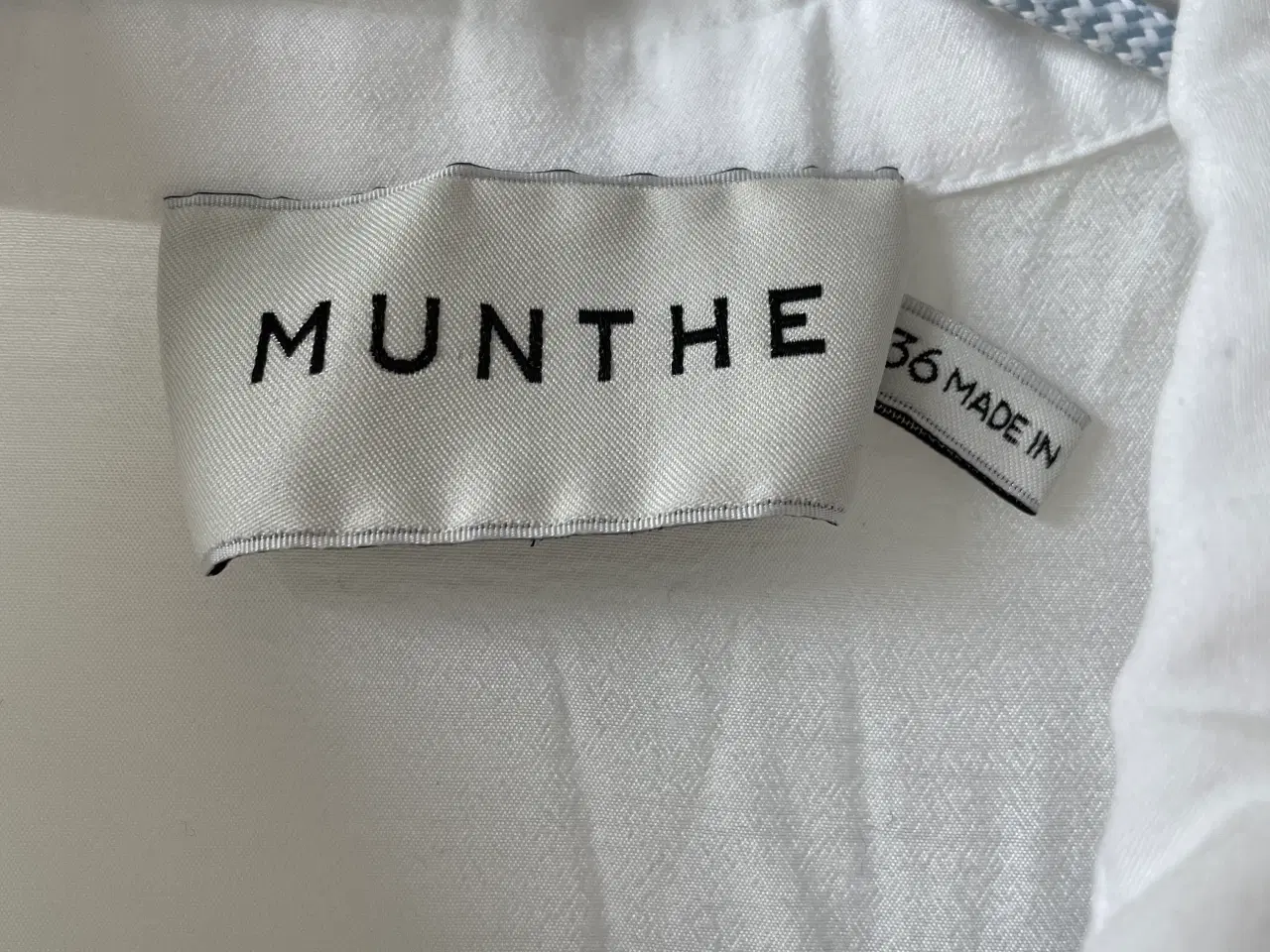 Billede 2 - Munthe hvid skjorte