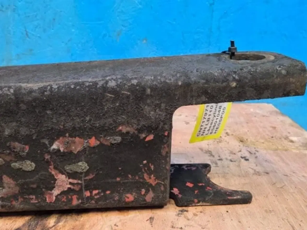 Billede 6 - New Holland LB110 Låsecylinder 85801048