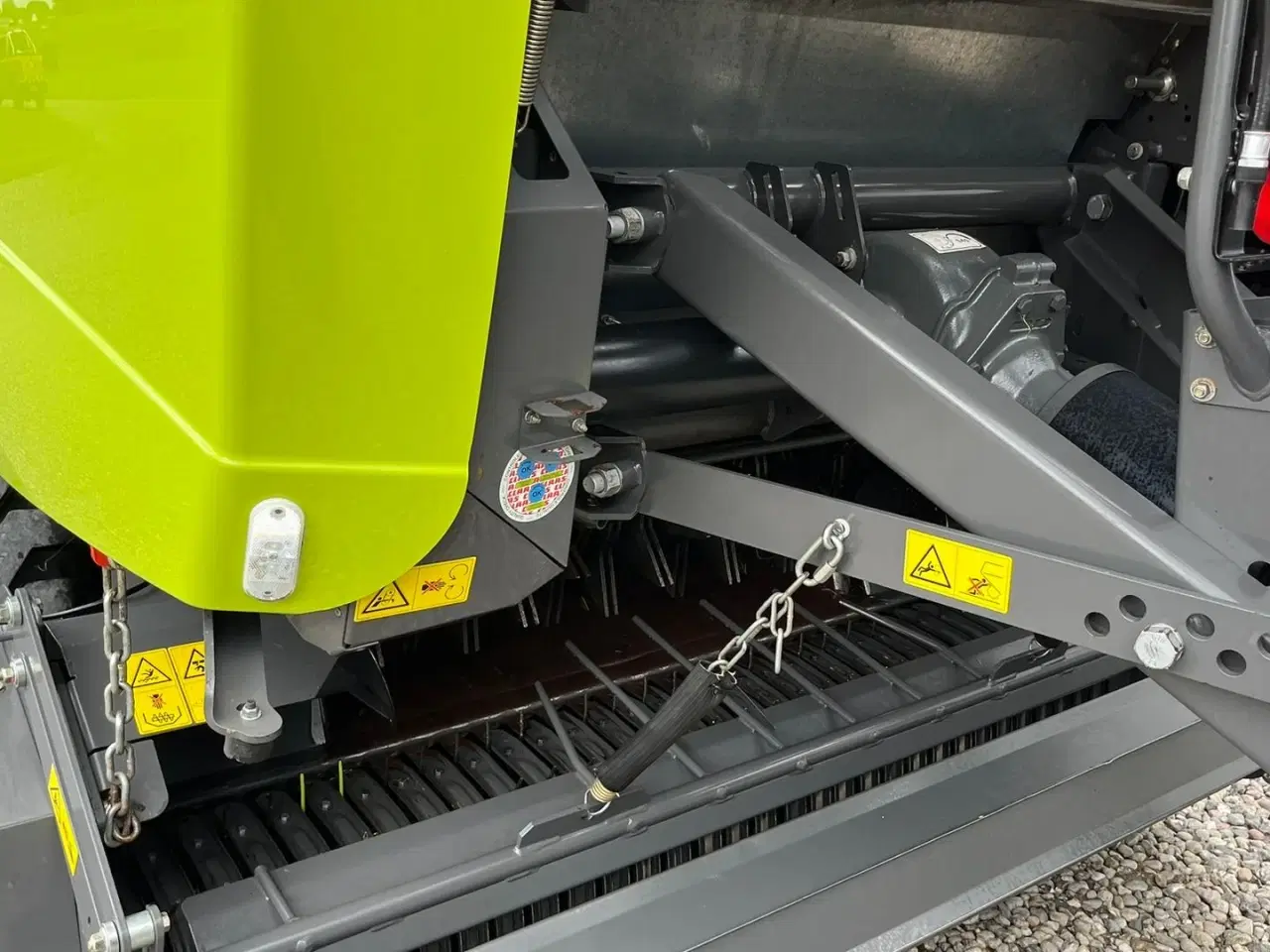 Billede 22 - CLAAS Variant 485 RC Velholdt gård maskine, kun presset 11594baller fra ny.