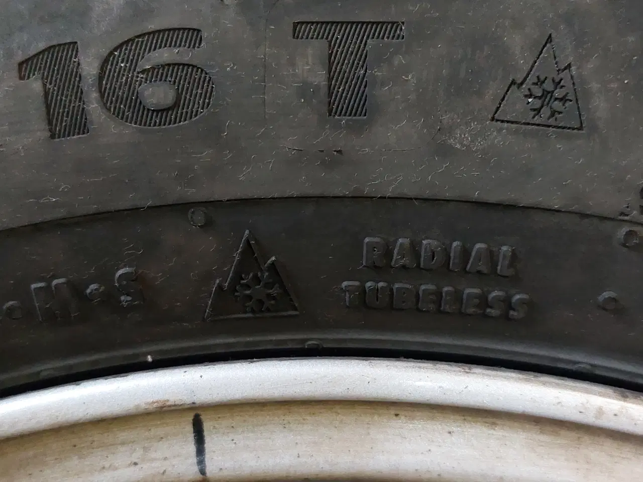 Billede 4 - Vinterdæk på alufælge