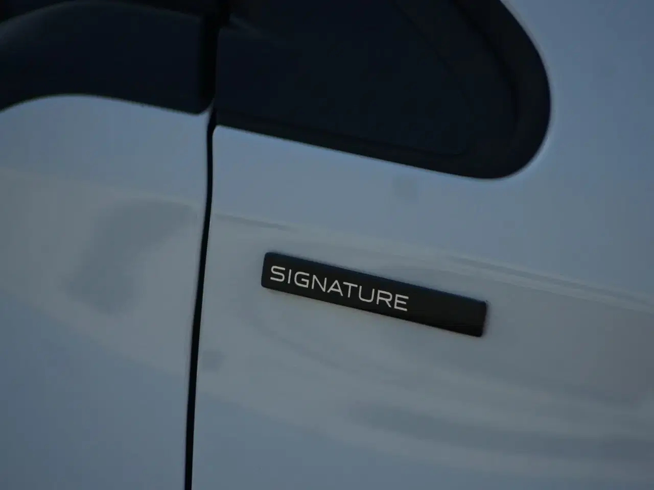 Billede 7 - Peugeot 208 1,5 BlueHDi 100 Signature Sky