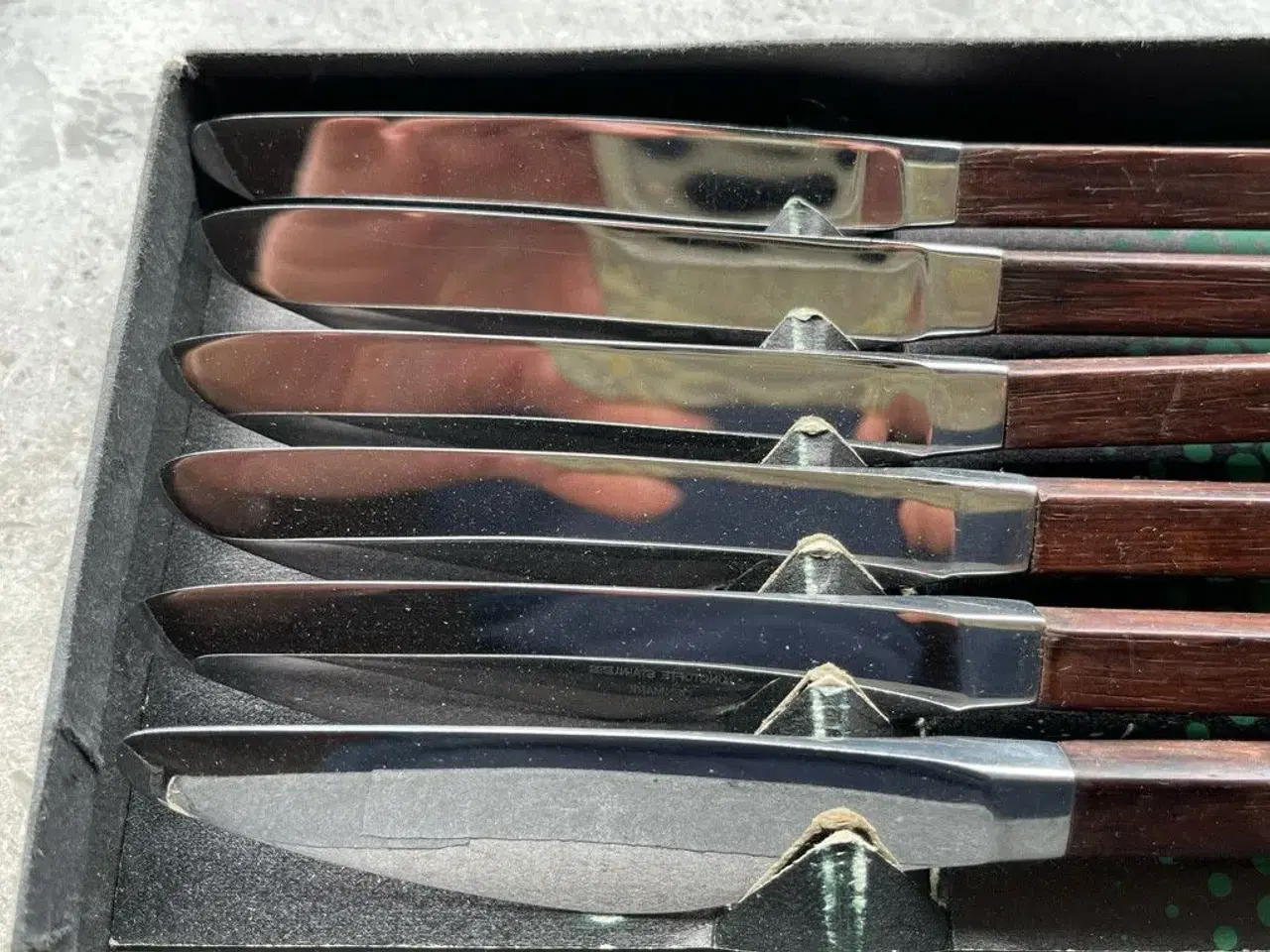 Billede 7 - 6 stk. flotte vintage palisanderknive i æske.