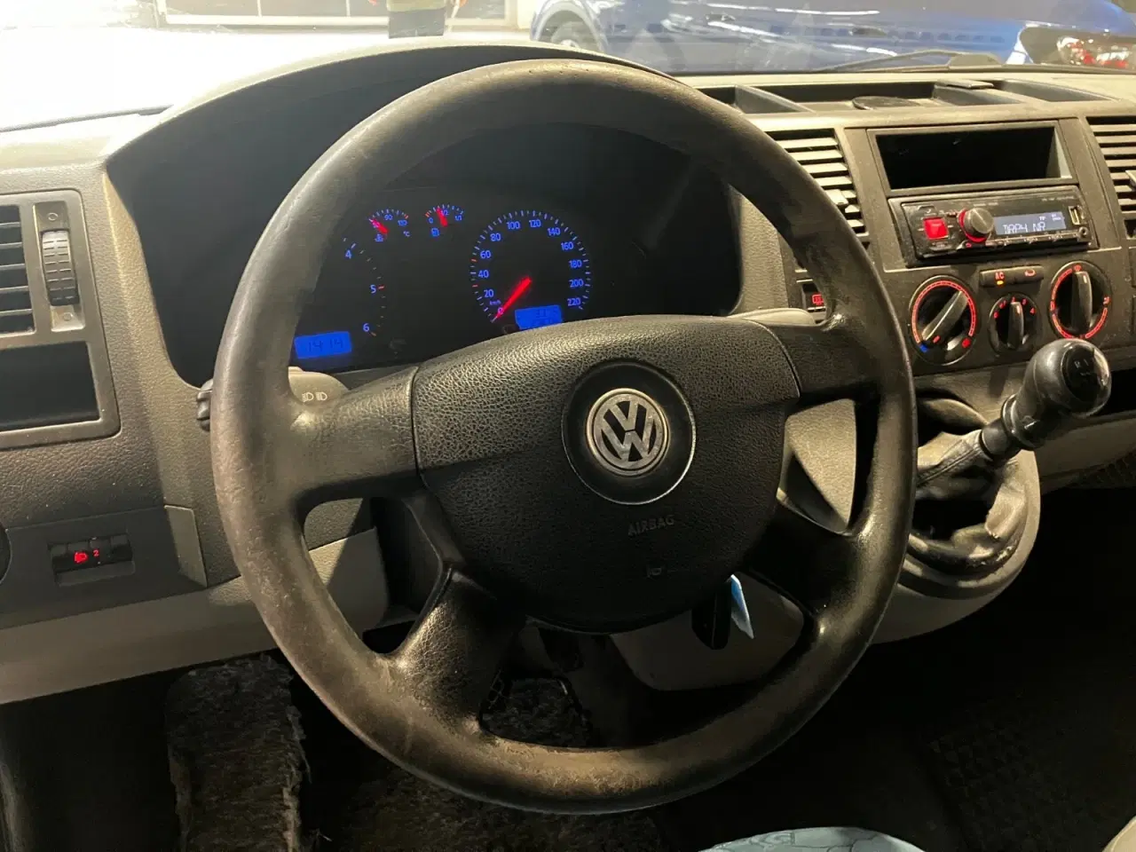 Billede 7 - VW Transporter 2,5 TDi 130 Kassevogn kort