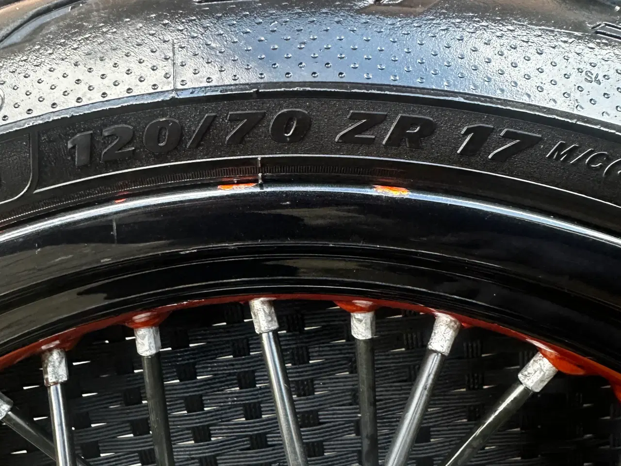 Billede 4 - KTM 690 smc r dele 