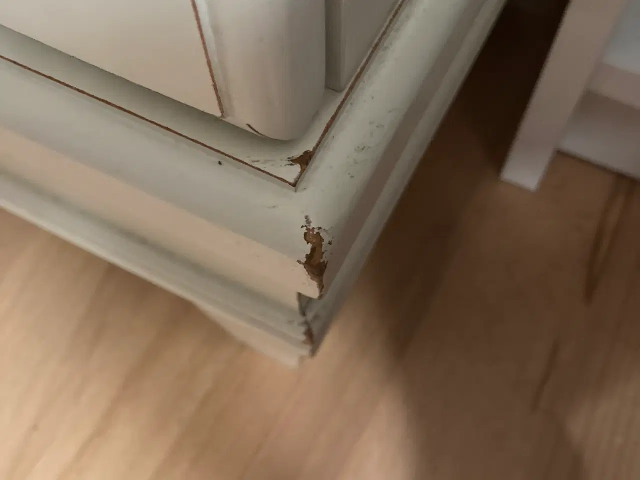 Billede 6 - Skænk i cremefarvet