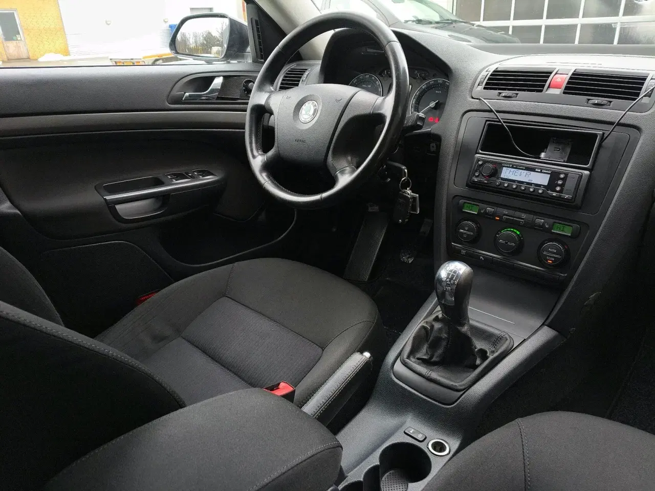 Billede 8 - Skoda Octavia Combi 2,0 TDI PD Elegance 140HK Stc 6g