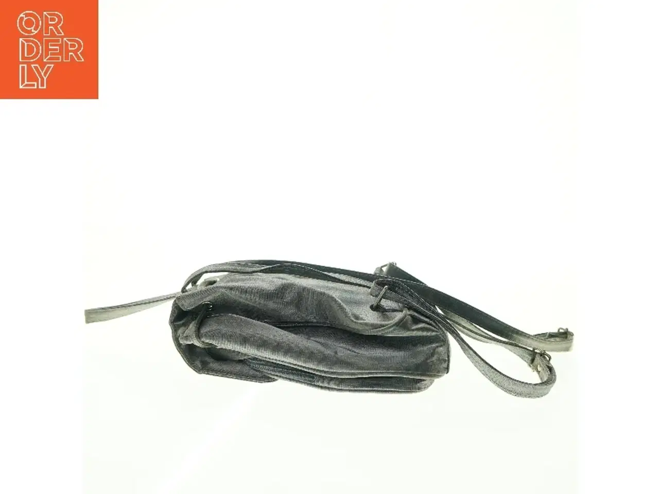 Billede 4 - Grå rygsæk i læderlook (str. 29 x. 24 cm)