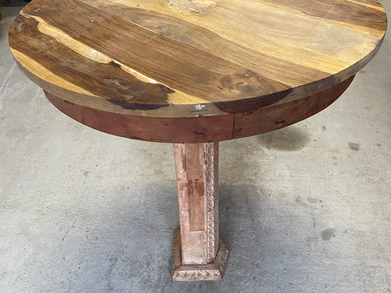 Billede 8 - Barsæt med hårdt træ  bord 