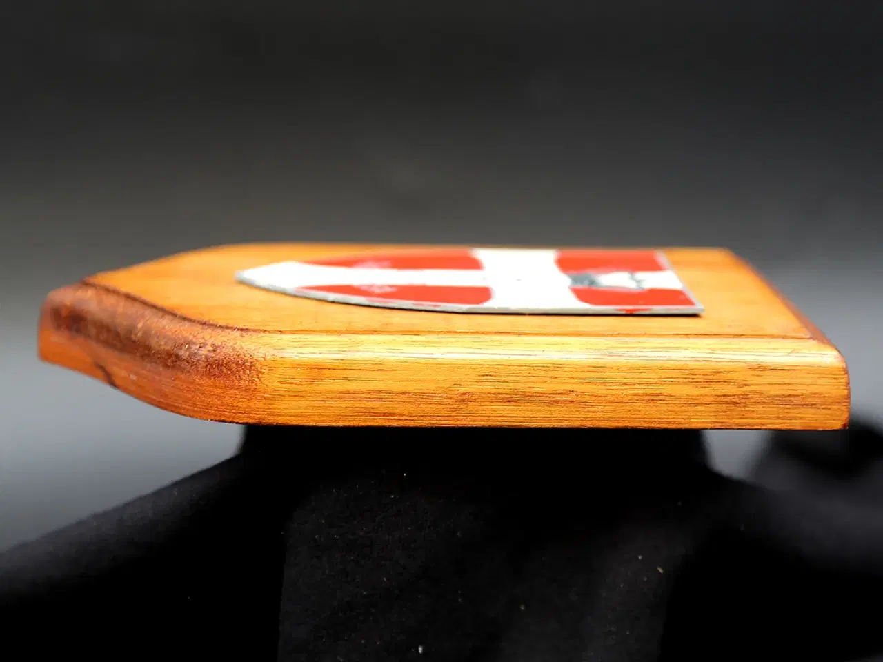 Billede 4 - FN-våbenskjold – Camp Skouriotissa – UNFICYP