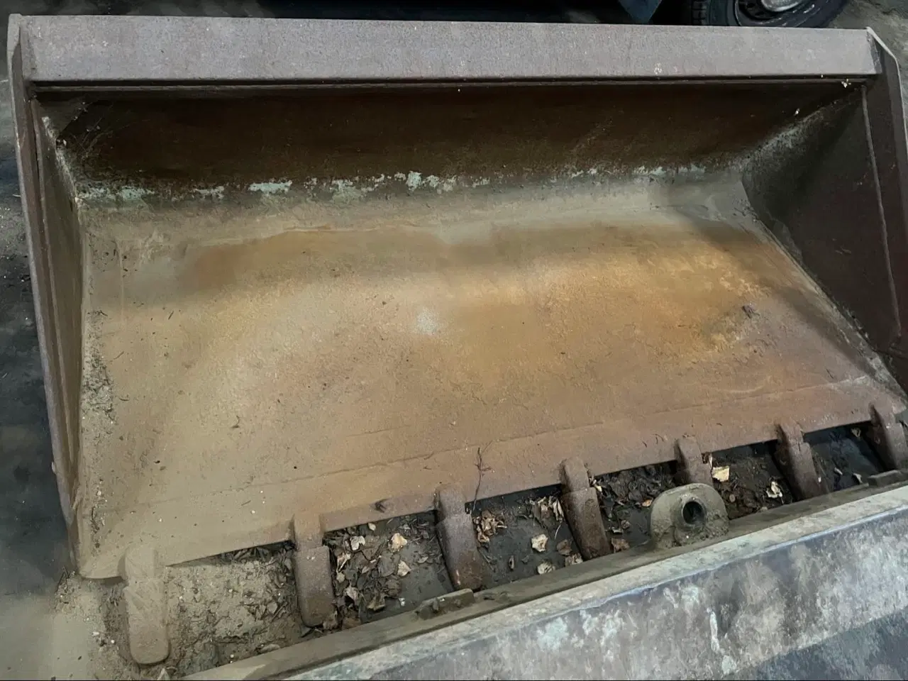 Billede 3 - Skovl til minilæsser. 